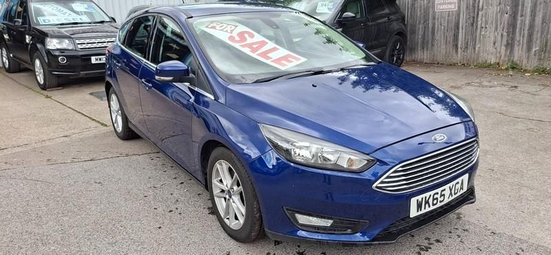 Blue Used 2015 Ford Focus Zetec Hatchback | £5,295 (Good price) - Image 1/4