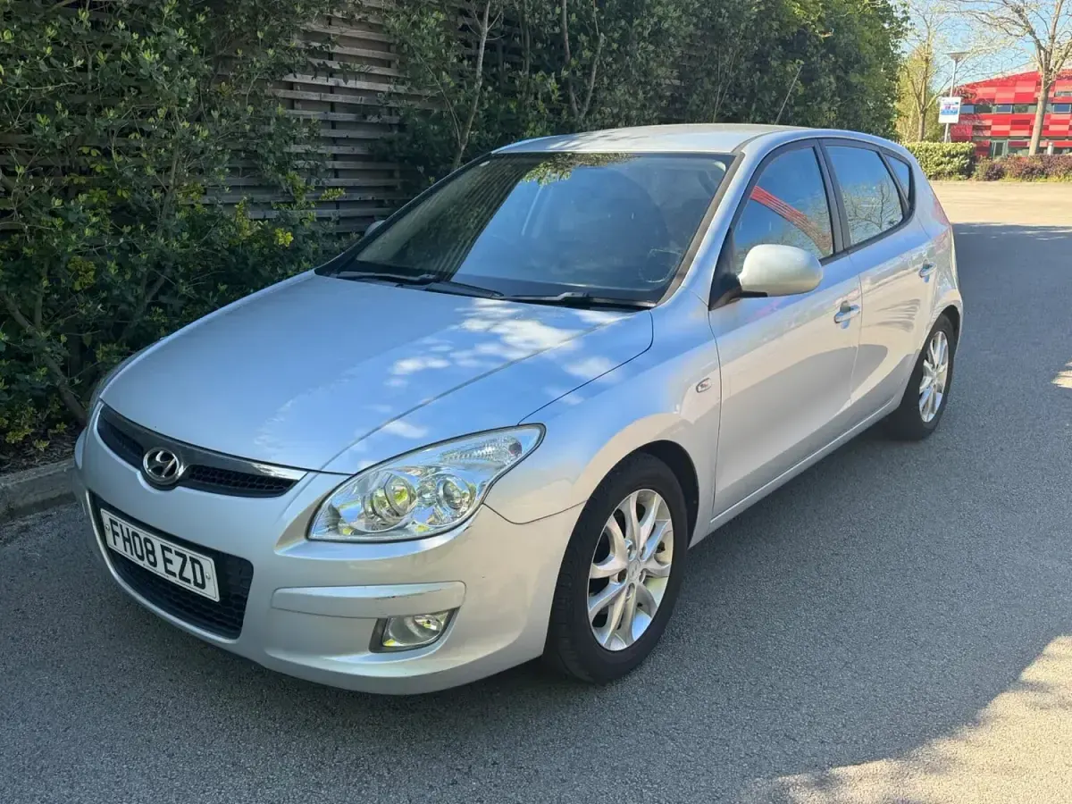 Used Hyundai i30 Style 108 HP (79 kW) 2008 Silver Hatchback