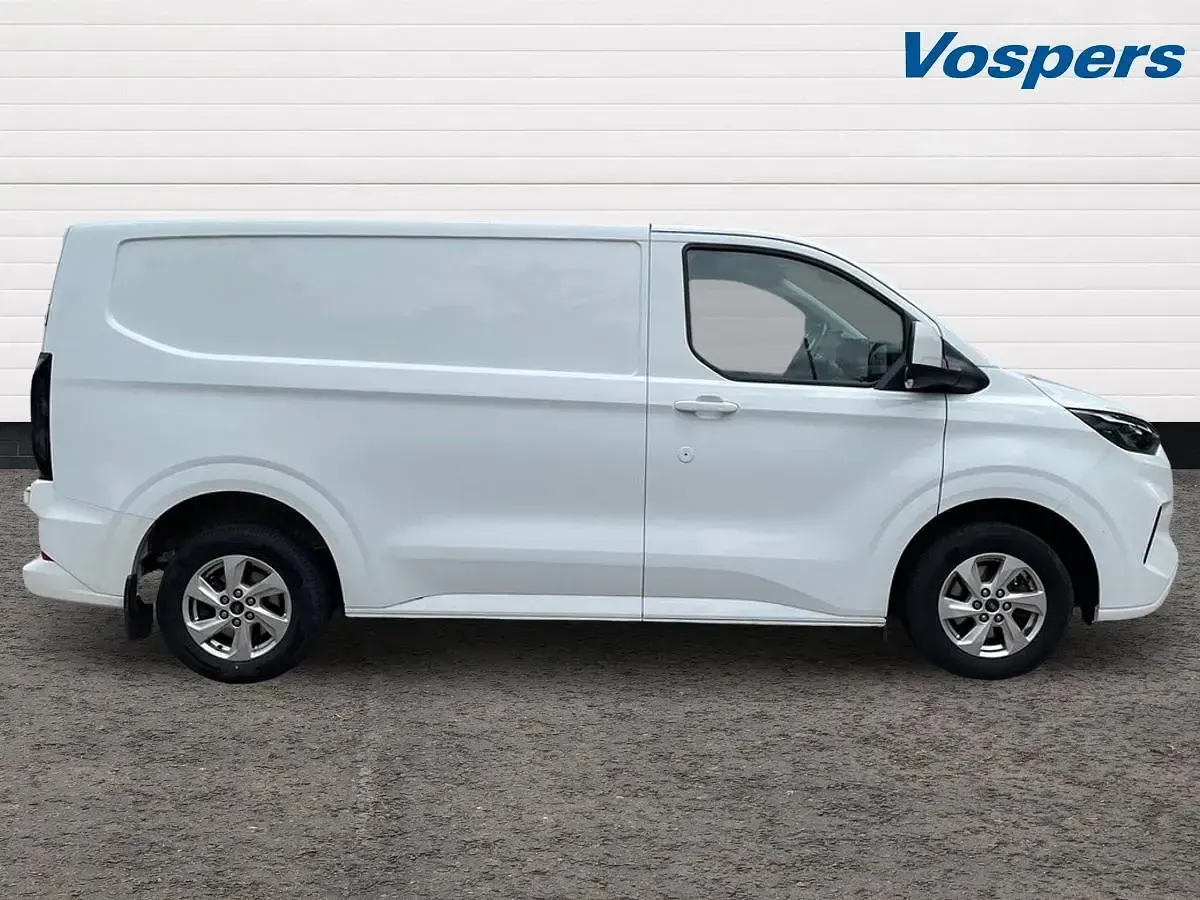 Used Ford Transit Custom Limited 136 HP (100 kW) 2024 White Van