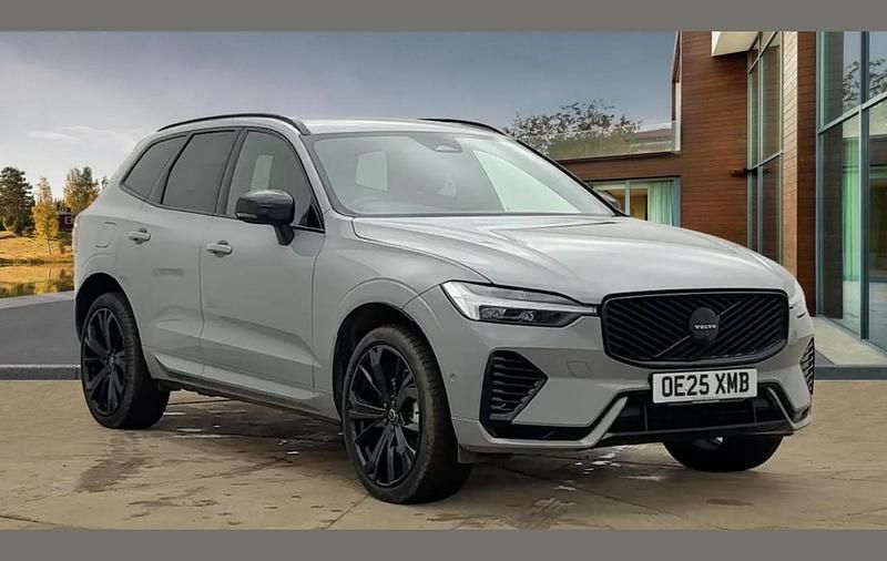 Used Volvo XC60 Plus 344 HP (253 kW) 2025 Grey SUV