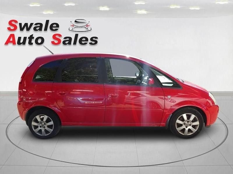 Red Used 2005 Vauxhall Meriva MPV | £1,995 (A bit pricey) - Image 1/4