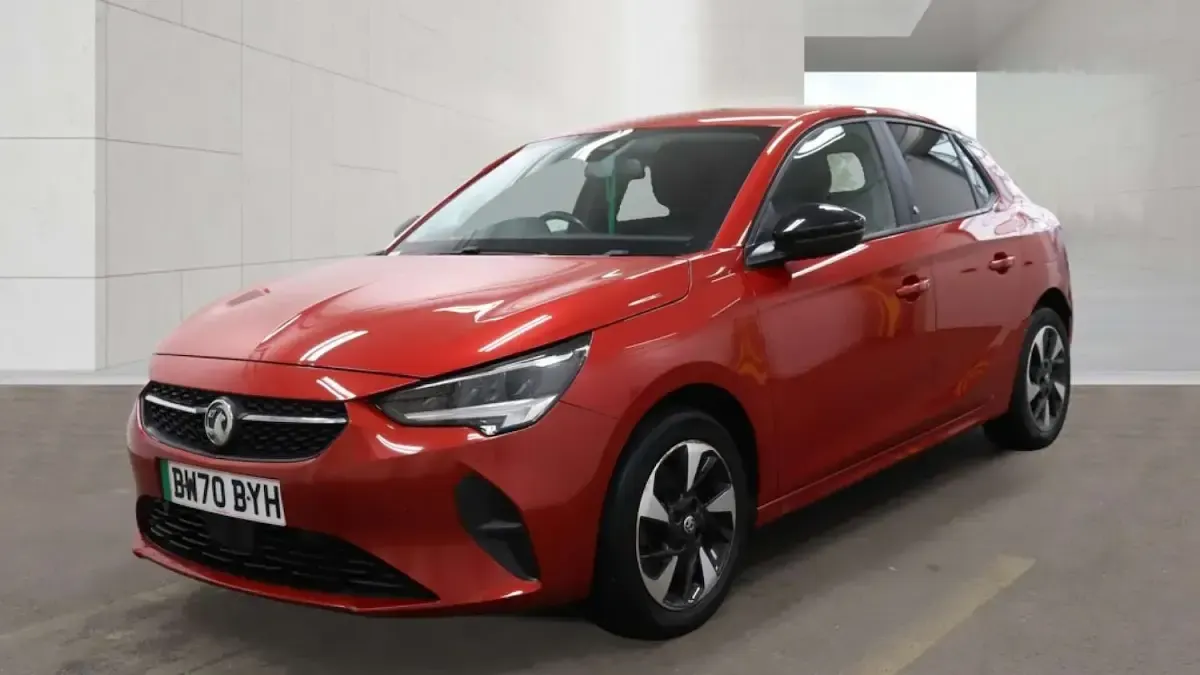 Used Vauxhall Corsa-e 100 kW (136 HP) 2021 Red Hatchback