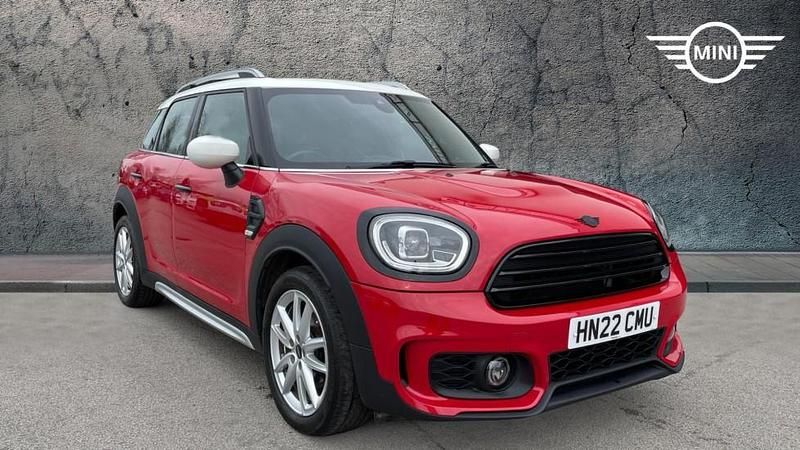 Used Mini Cooper Countryman Sport 134 HP (98 kW) 2022 Red SUV