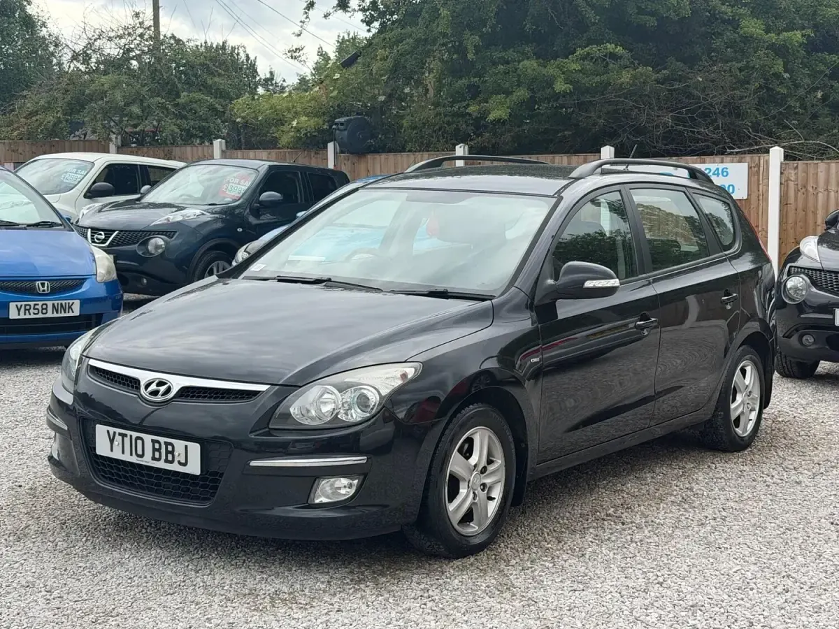 Used Hyundai i30 Comfort 2010 Black Estate
