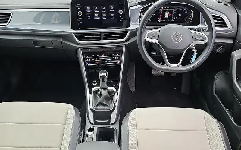 Used VW T-Roc Style 150 HP (110 kW) 2022 Blue SUV