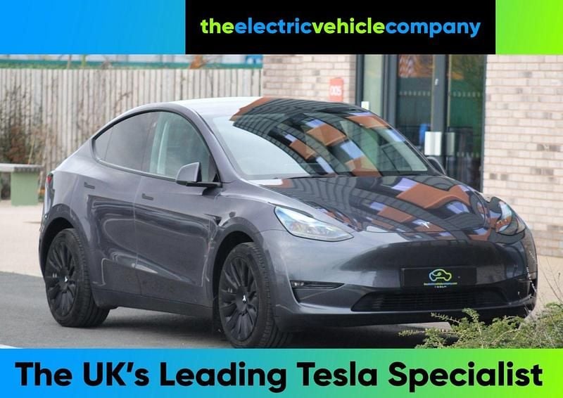Grey Used 2023 Tesla Model Y Long Range SUV | £27,995 (Fair price) - Image 1/2