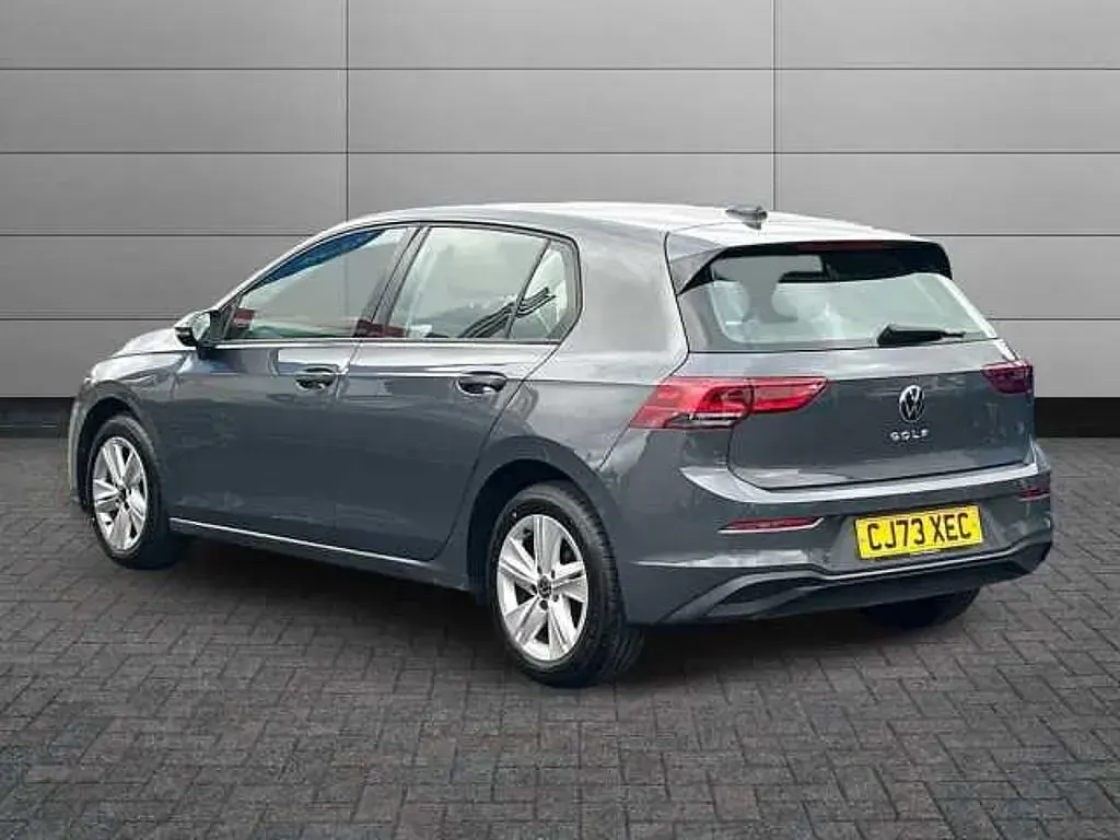 Used VW Golf VIII Life 130 HP (95 kW) 2024 Grey Hatchback