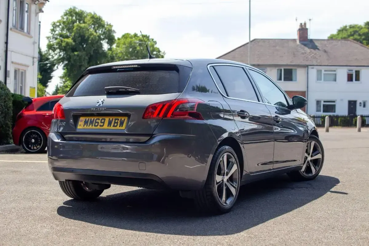 Used Peugeot 308 S 129 HP (94 kW) 2019 Grey Hatchback