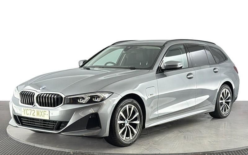 Used BMW 330e Sport Line 292 HP (214 kW) 2024 Estate