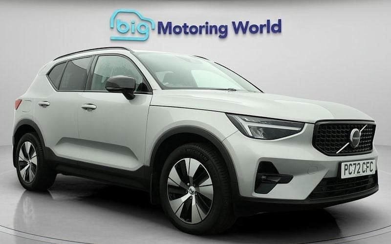 Used 2023 Volvo XC40 Plus SUV | £25,600 (Good price) - Image 1/4