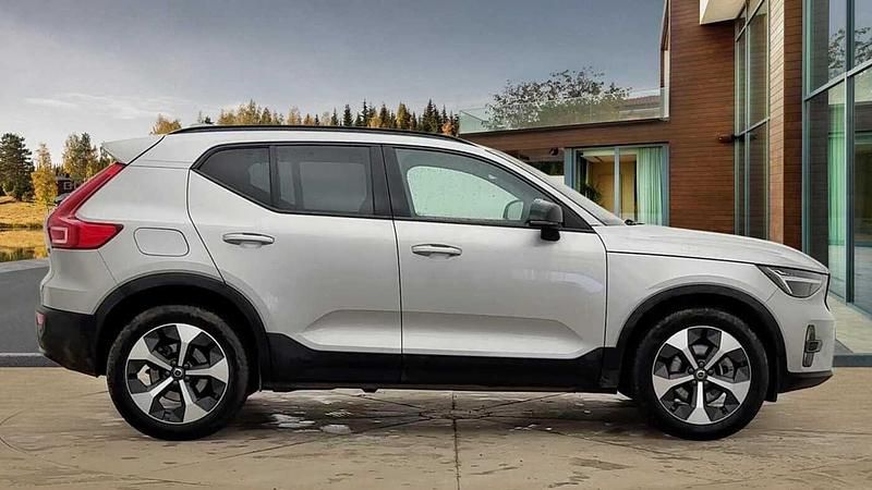 Used Volvo XC40 Plus 2022 Silver SUV