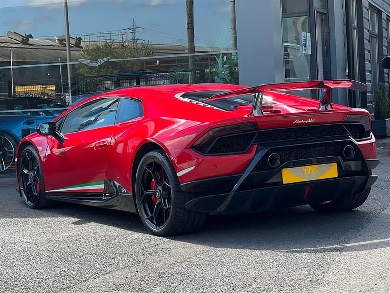 Used Lamborghini Huracán 640 HP (470 kW) 2018 Rosso bia Coupe