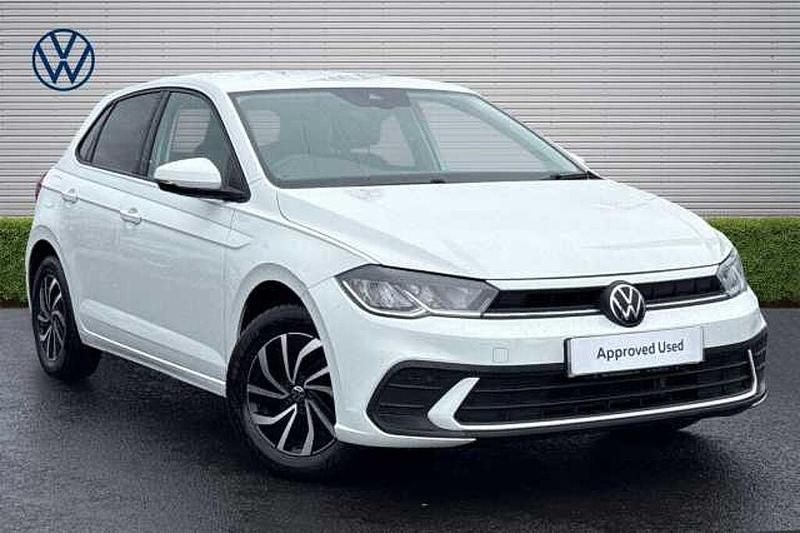 Used VW Polo Life 80 HP (58 kW) 2023 White Hatchback
