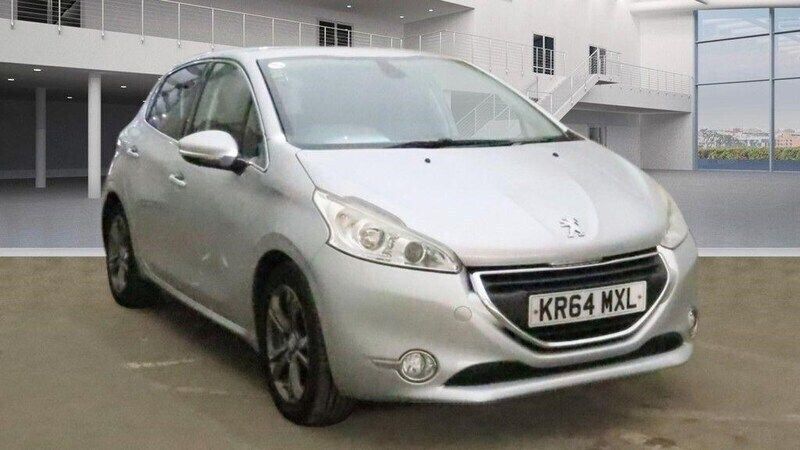 Silver Used 2014 Peugeot 208 Allure Hatchback | £3,000 (Good price) - Image 1/4