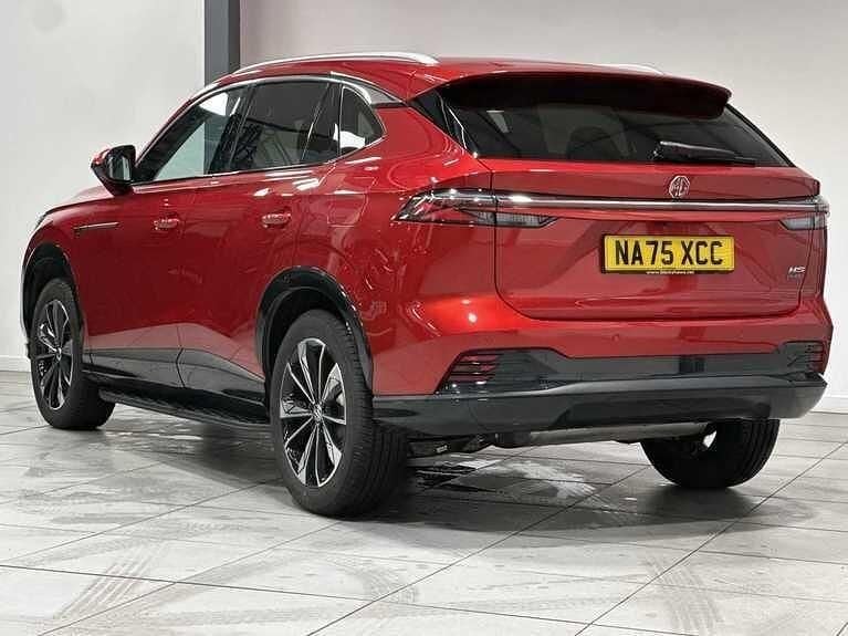 Used MG HS Trophy 2025 Red SUV