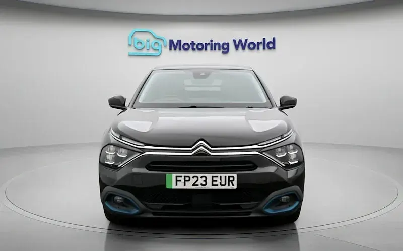 Used Citroën e-C4 Shine 100 kW (136 HP) 2023 Black Hatchback