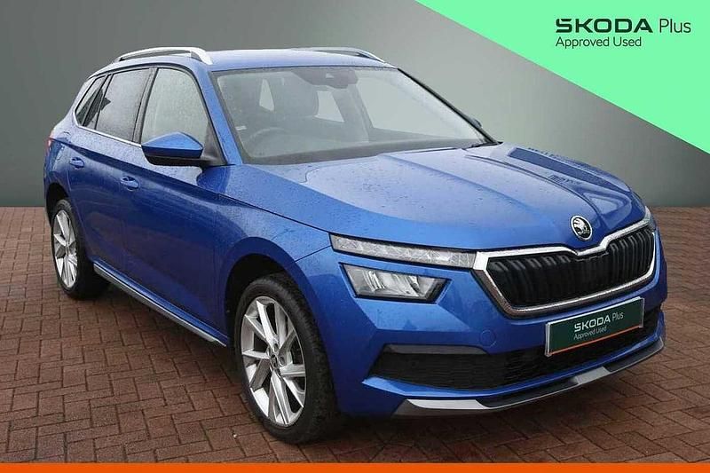 Used Skoda 110 R SE L Executive 81 HP (59 kW) 2022 Race blue metallic Estate