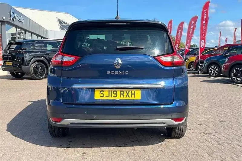Used Renault Grand Scénic IV Signature 120 HP (88 kW) 2019 Blue/black MPV
