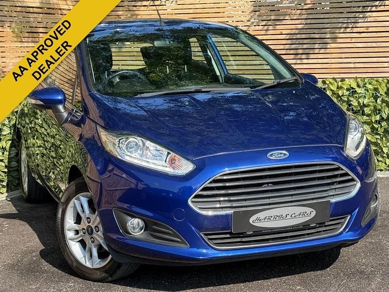 Blue Used 2015 Ford Fiesta Zetec Hatchback | £6,485 (Fair price) - Image 1/4