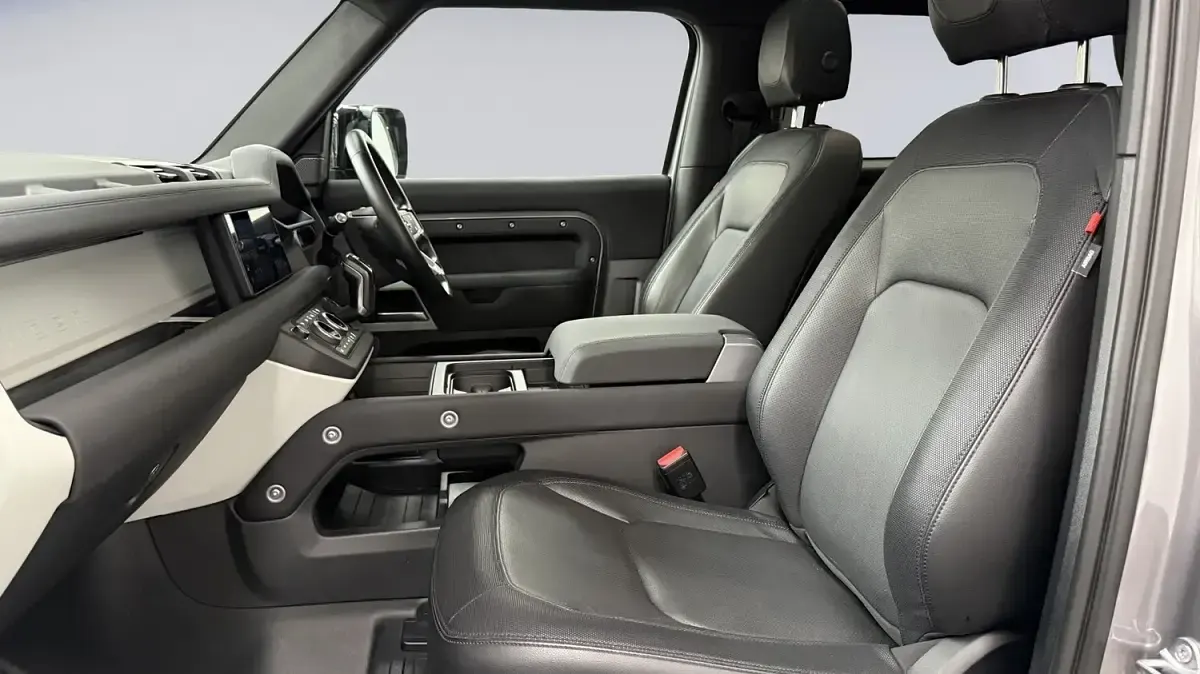Used Land Rover Defender SE Dynamic 2022 Grey SUV
