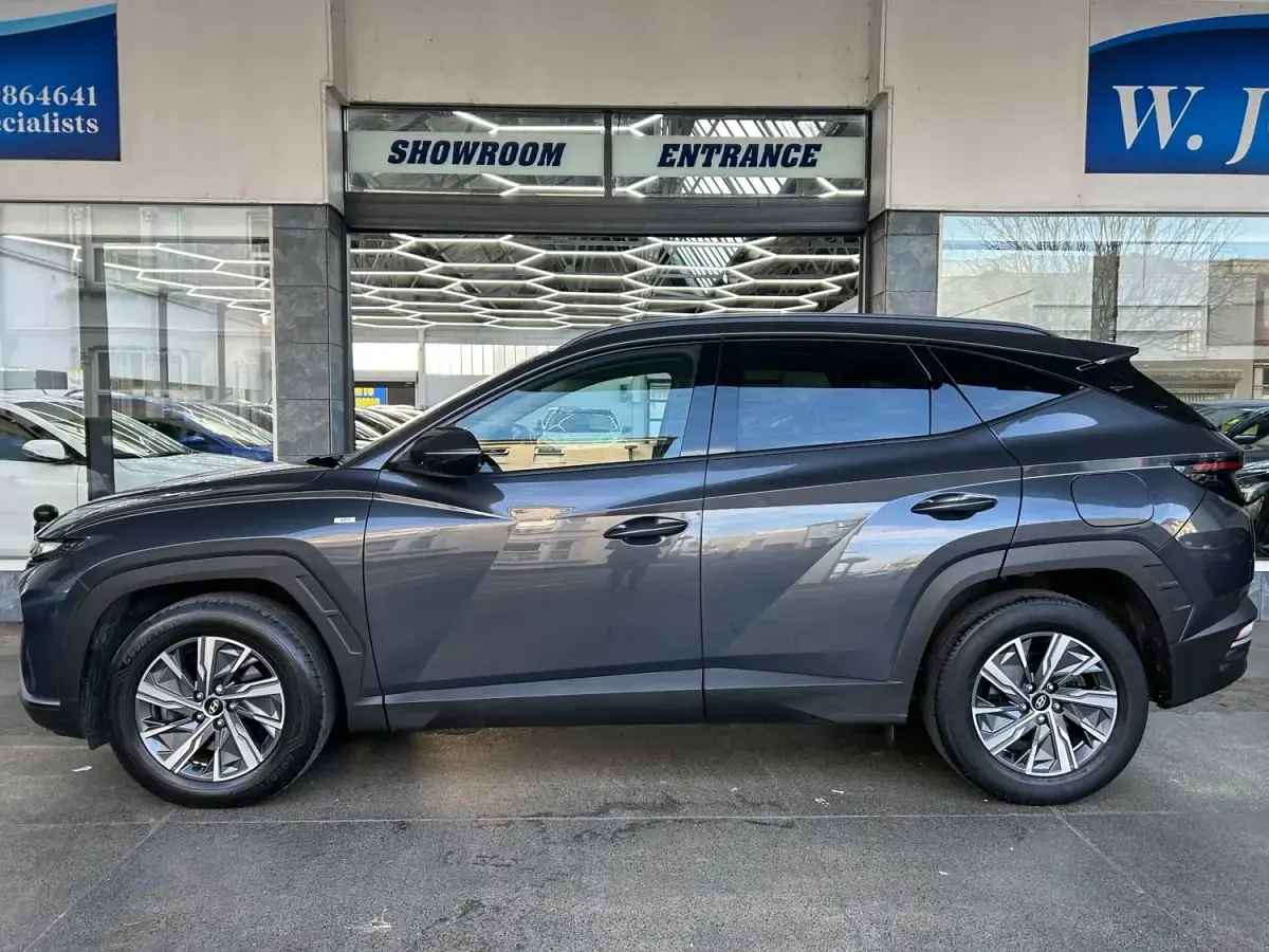 Second-hand Hyundai Tucson SE 150 CP (110 kW) 2023 Gri SUV