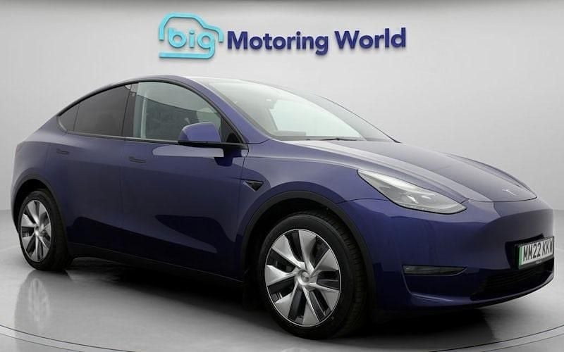 Used 2023 Tesla Model Y Long Range SUV | £23,800 (Good price) - Image 1/4