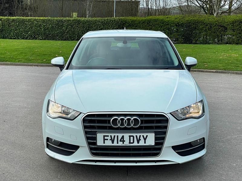 Used Audi A3 2014 White Hatchback
