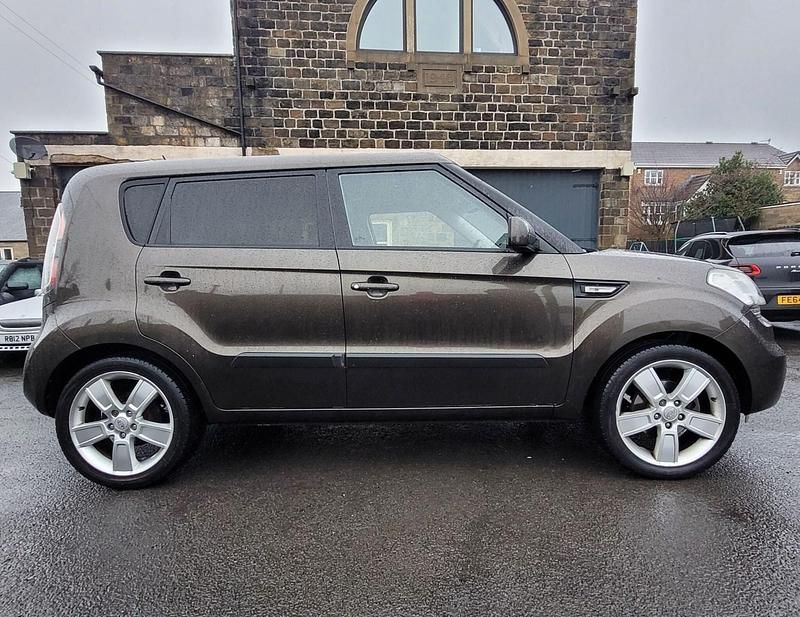 Used Kia Soul 2011 Brown SUV