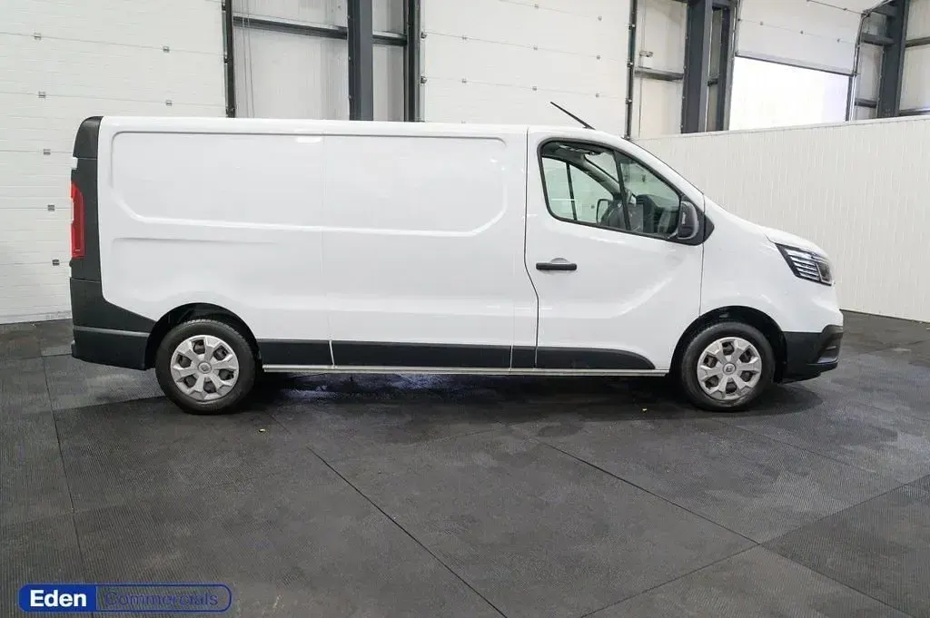 Used Renault Trafic 130 HP (95 kW) 2023 White