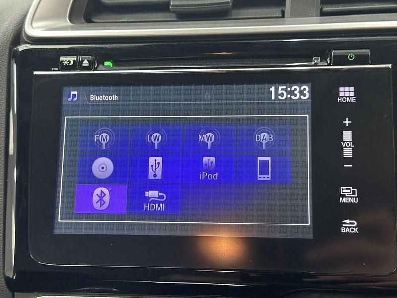 Used Honda Jazz SE 102 HP (75 kW) 2017 Silver Hatchback