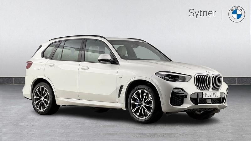 Used BMW X5 M Sport 335 HP (246 kW) 2021 White SUV