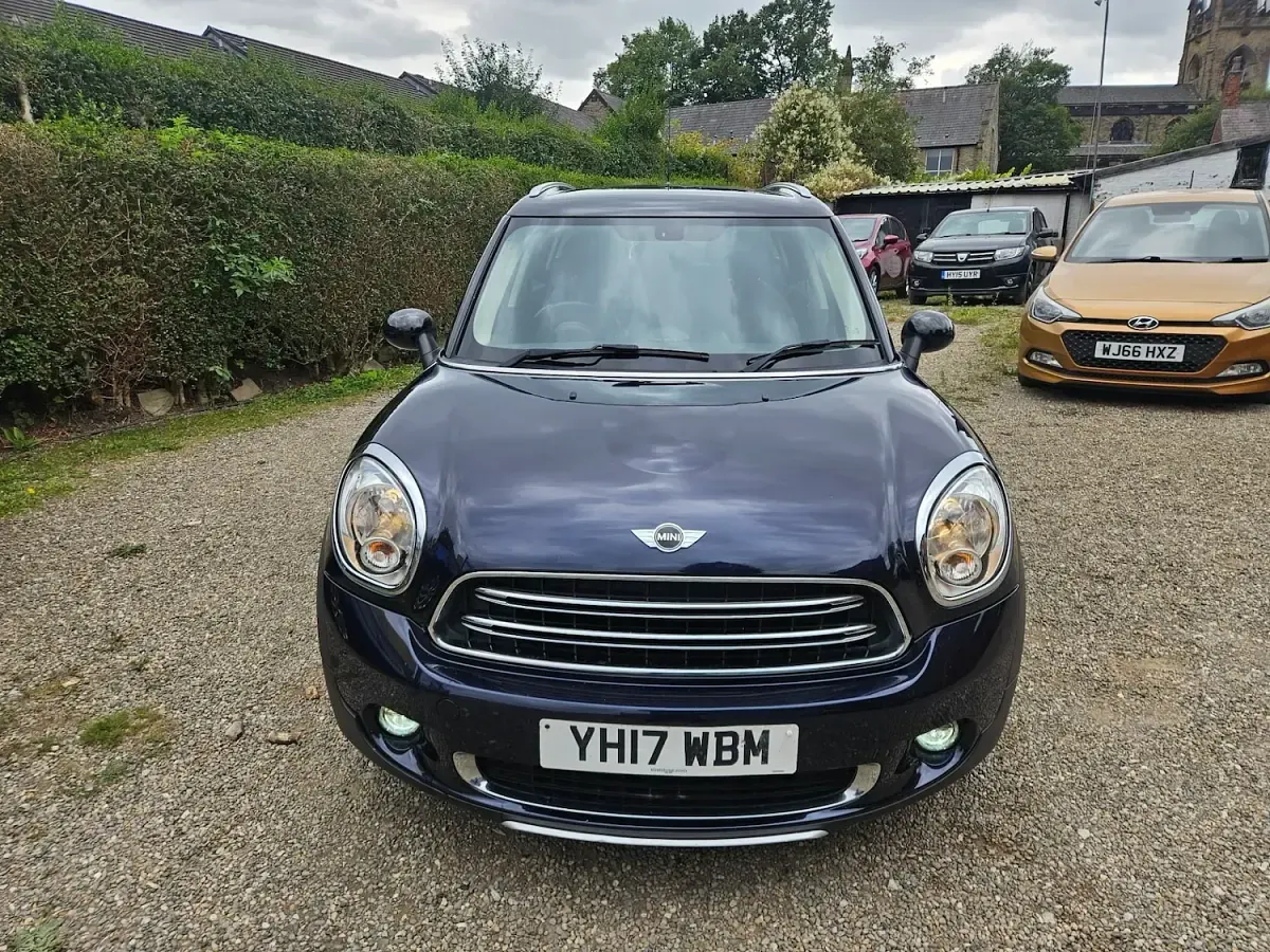 Used Mini Cooper D 2017 Cosmic blue metallic Hatchback