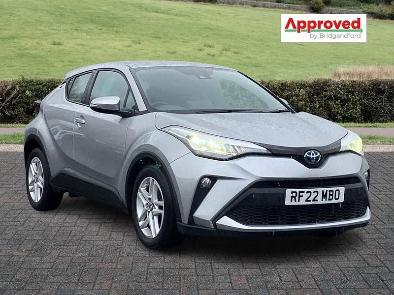 Used Toyota C-HR 122 HP (89 kW) 2022 Silver SUV