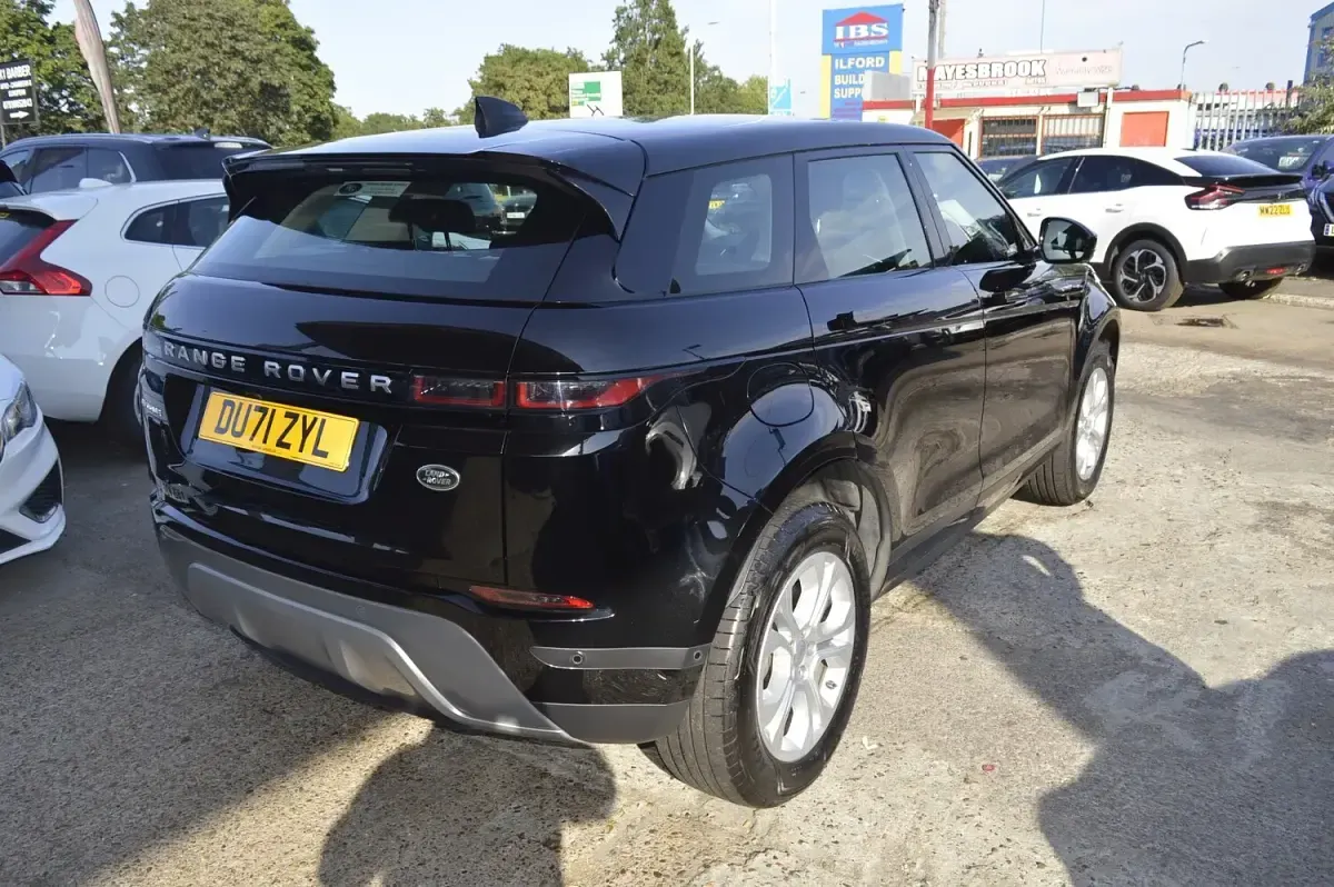 Used Land Rover Range Rover evoque S 160 HP (117 kW) 2021 Black SUV