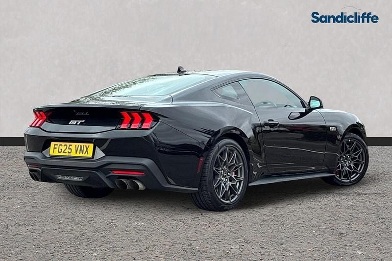 Used Ford Mustang 440 HP (323 kW) 2025 Absolute black (premium colour) Coupe