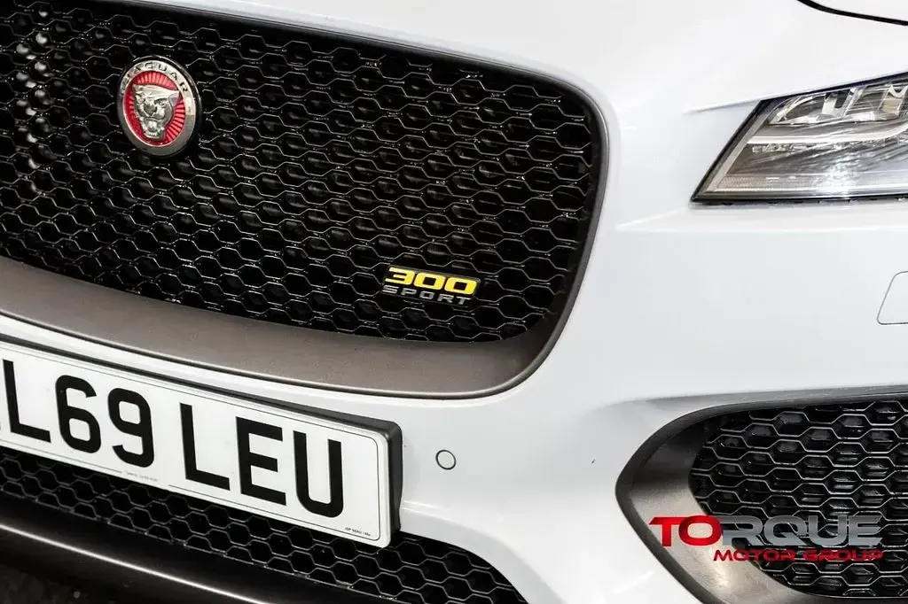 Used Jaguar F-Pace S 300 HP (220 kW) 2020 White SUV