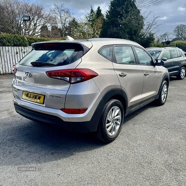 Used Hyundai Tucson SE 116 HP (85 kW) 2016 Beige SUV