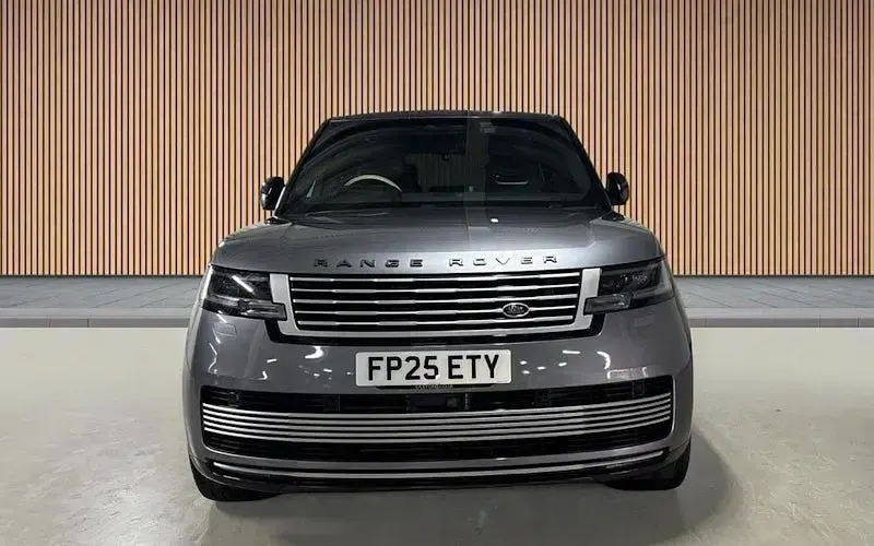 Used Land Rover Range Rover S 615 HP (452 kW) 2025 Grey SUV