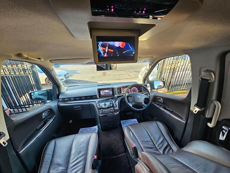 Used Nissan Elgrand 2025 Black MPV