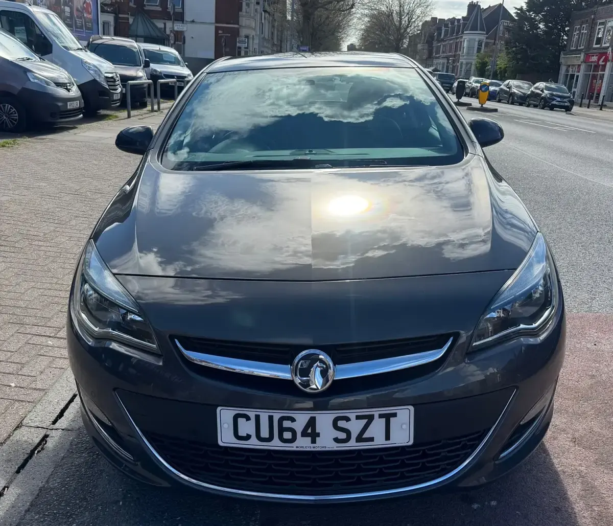 Second-hand Vauxhall Astra SRi 115 CP (84 kW) 2014 Gri Hatchback