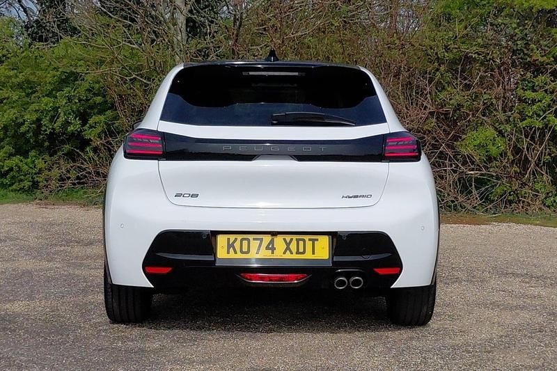 Used Peugeot 208 GTi 135 HP (99 kW) 2025 White Hatchback