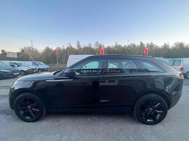 Used Land Rover Range Rover Velar SE 180 HP (132 kW) 2020 Black SUV