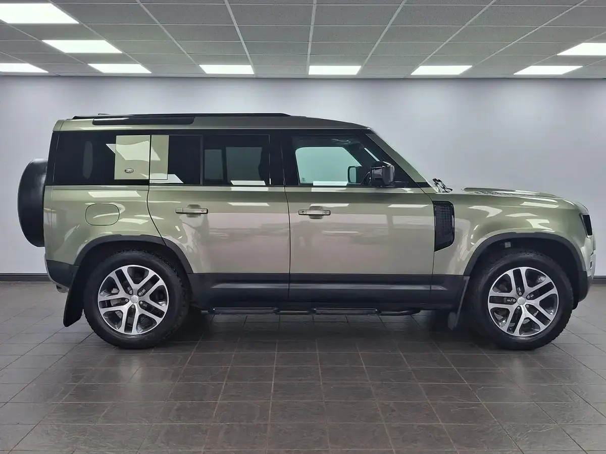 Used Land Rover Defender HSE 2021 Green SUV