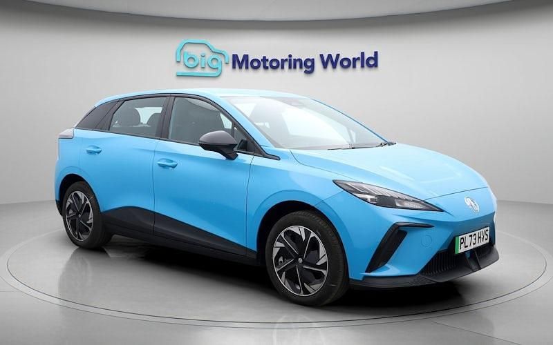 Used MG MG4 EV SE 319 kW (435 HP) 2023 Blue Hatchback