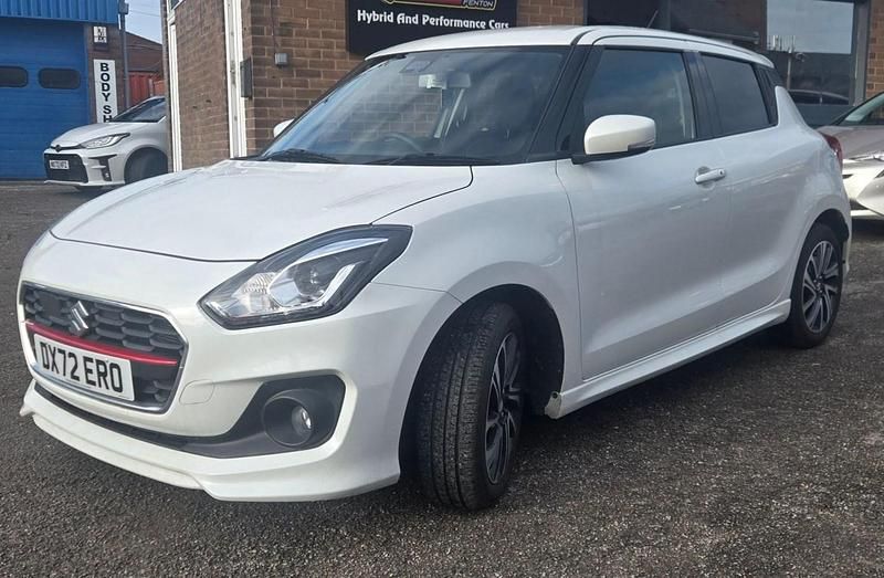Used Suzuki Swift Limited 67 HP (49 kW) 2025 White Hatchback