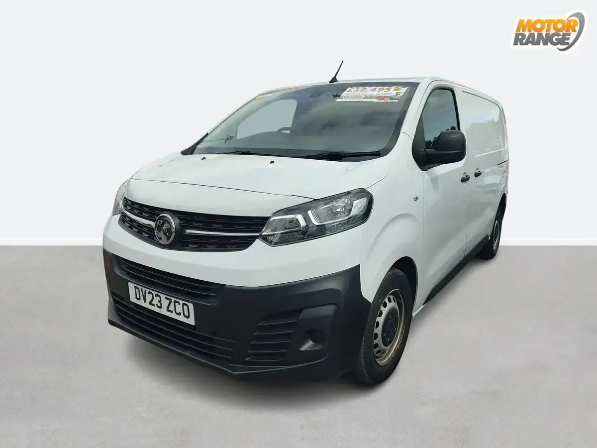 Used Vauxhall Vivaro S 100 HP (73 kW) 2023 White MPV