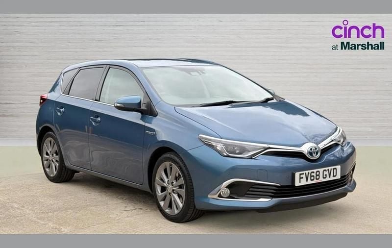 Used Toyota Auris Hybrid 134 HP (98 kW) 2018 Blue Hatchback