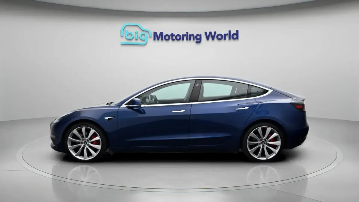 Used Tesla Model 3 Performance 461 kW (627 HP) 2020 Blue Sedan