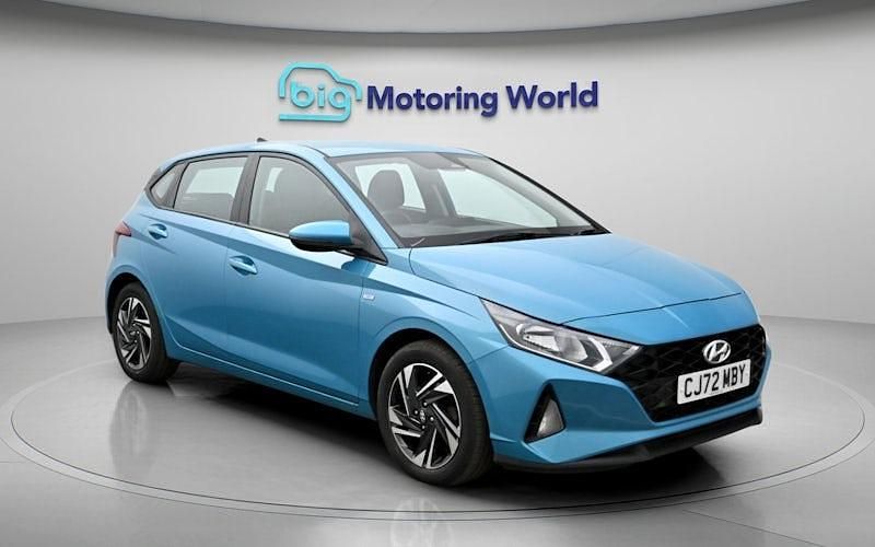 Used Hyundai i20 SE 101 HP (74 kW) 2023 Turquoise Hatchback