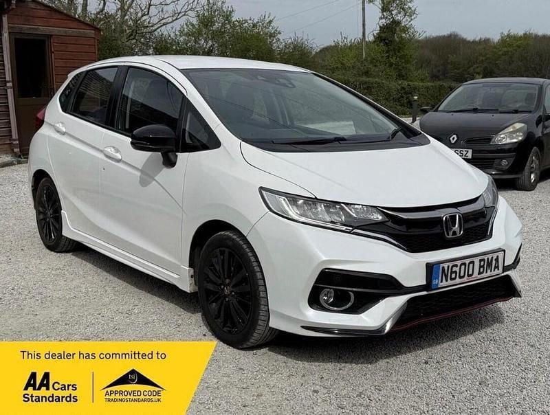 Used Honda Jazz Sport 130 HP (95 kW) 2018 White Hatchback